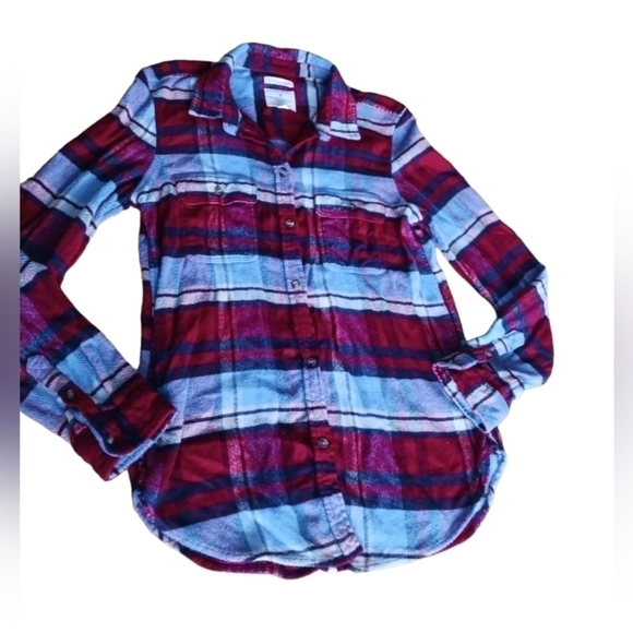 American Eagle Classic Fit Button Down - Picture 5 of 6